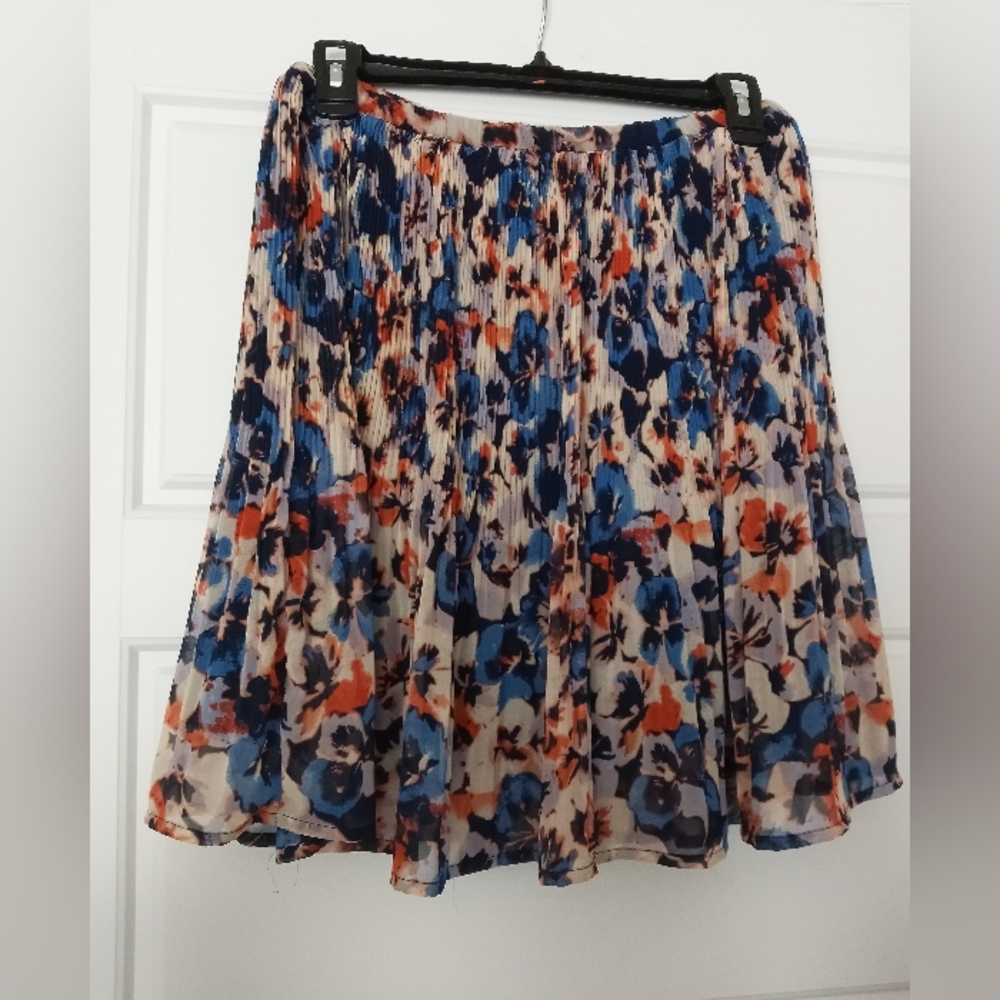 ELLE floral print skirt size 8 Rare Y2k Era